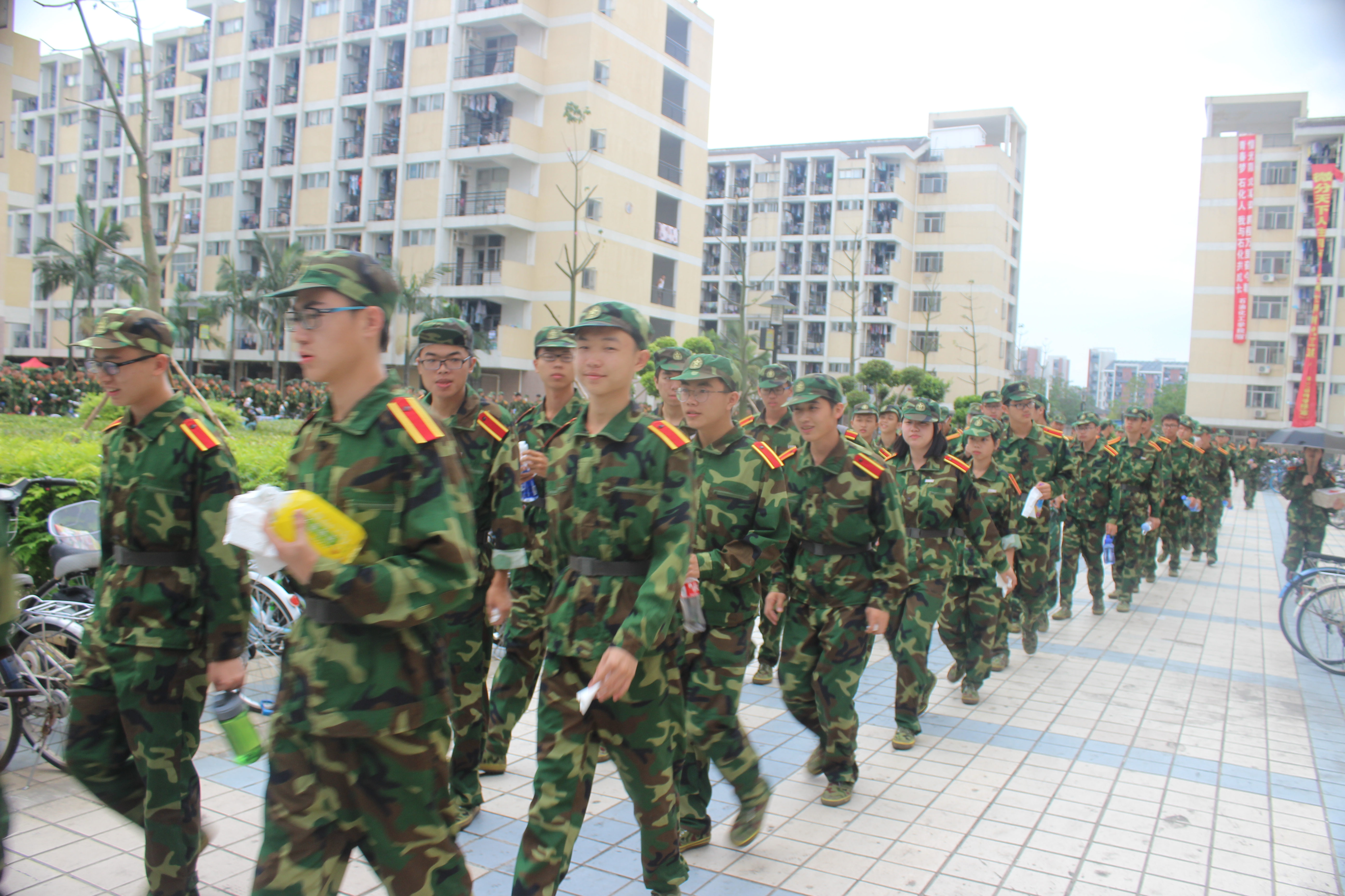 海角视频
2015级新生疏散逃生演练 (2)