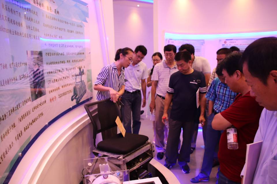 17.10.02 海角视频
成功举办1987届校友30周年毕业聚会-6000db2d2c1ba1c0